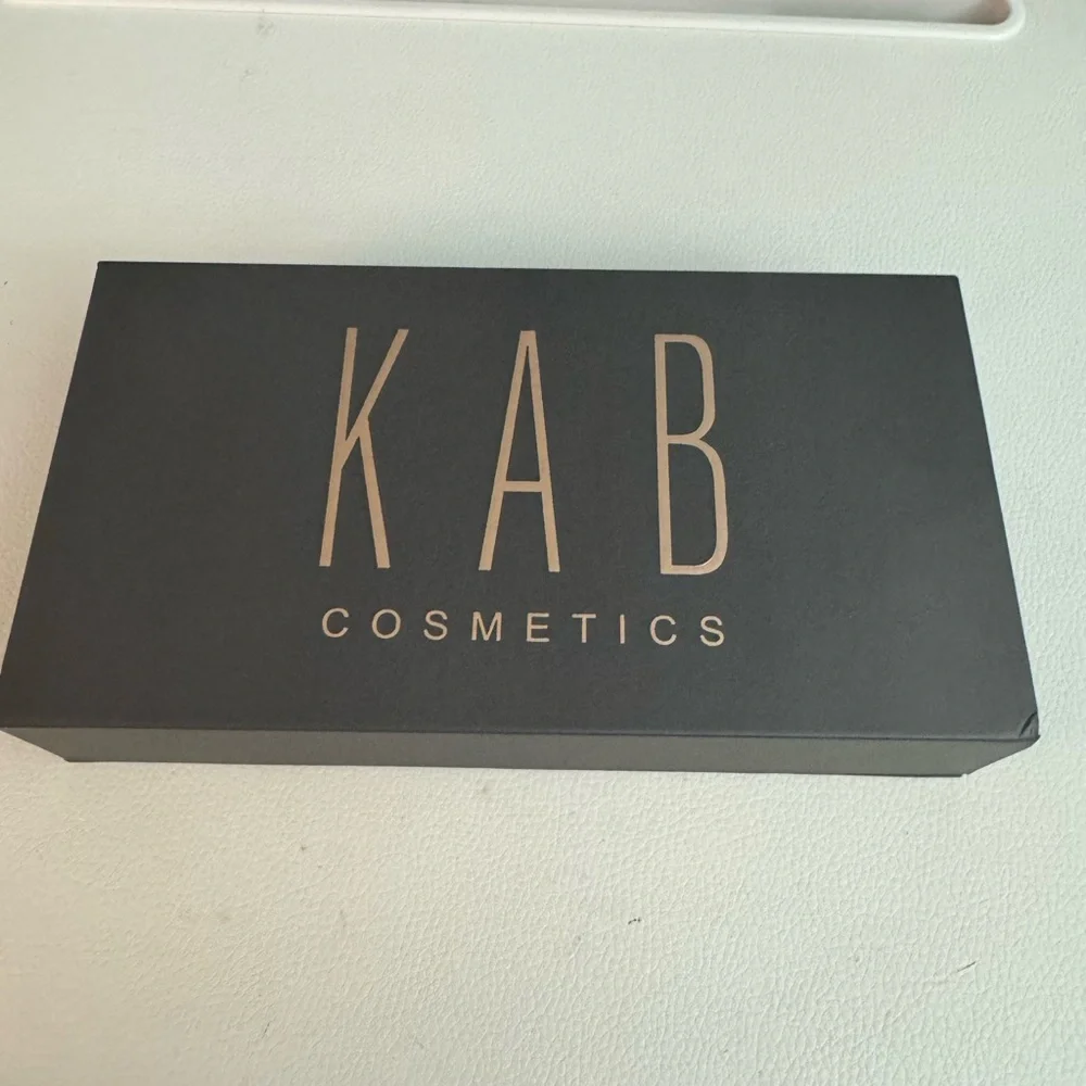 KAB Cosmetics Ready By 8 lip set